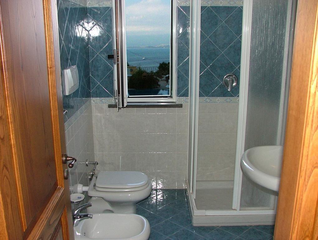 Villa Rosalia Barano dʼIschia Rum bild